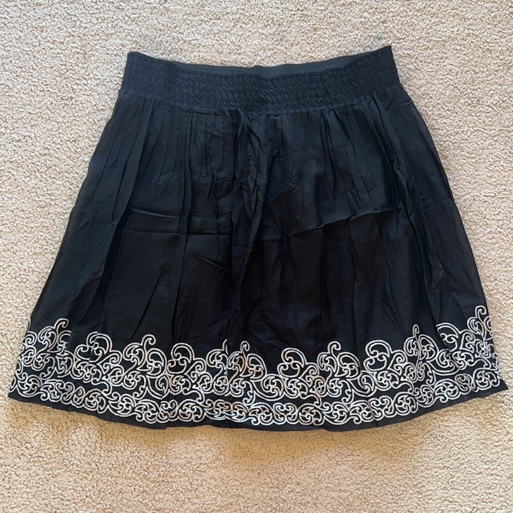 NWT- pleated cotton silk, elastic waistband, lightweight-selling as lost weight